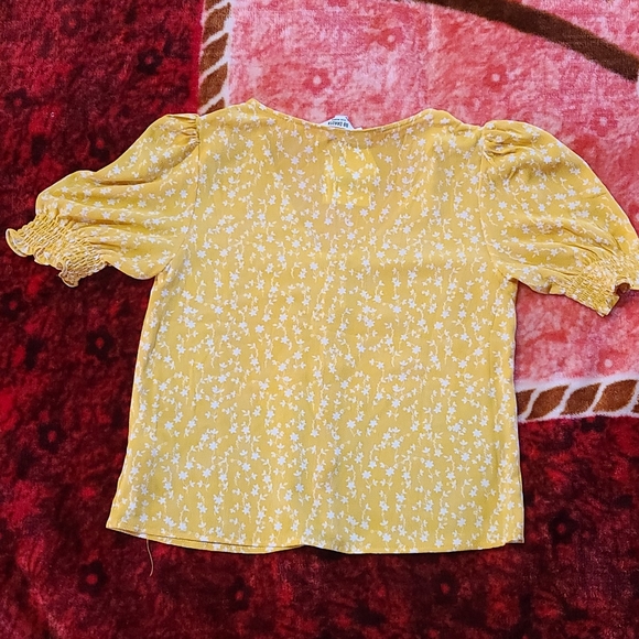 BB Dakota Precious Petal Top - Picture 4 of 5